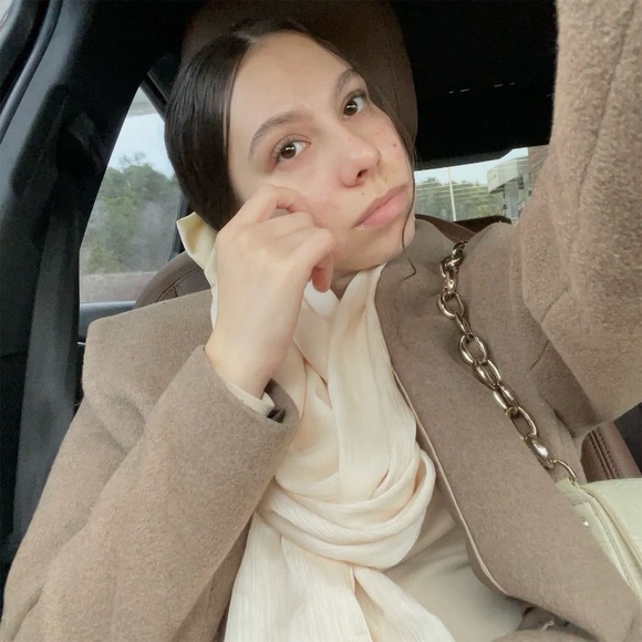 meet your posher, Gracie - Picture 6 of 6